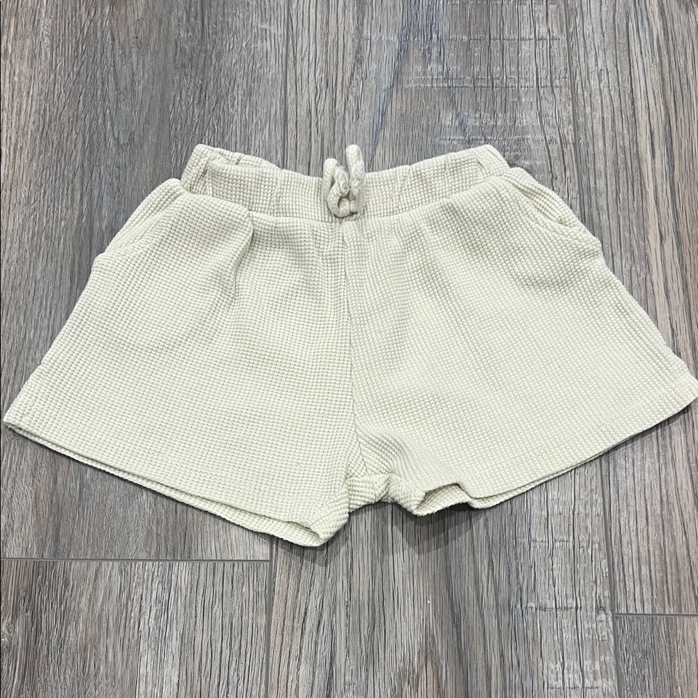 🦄5/25 Zara Waffle Shorts